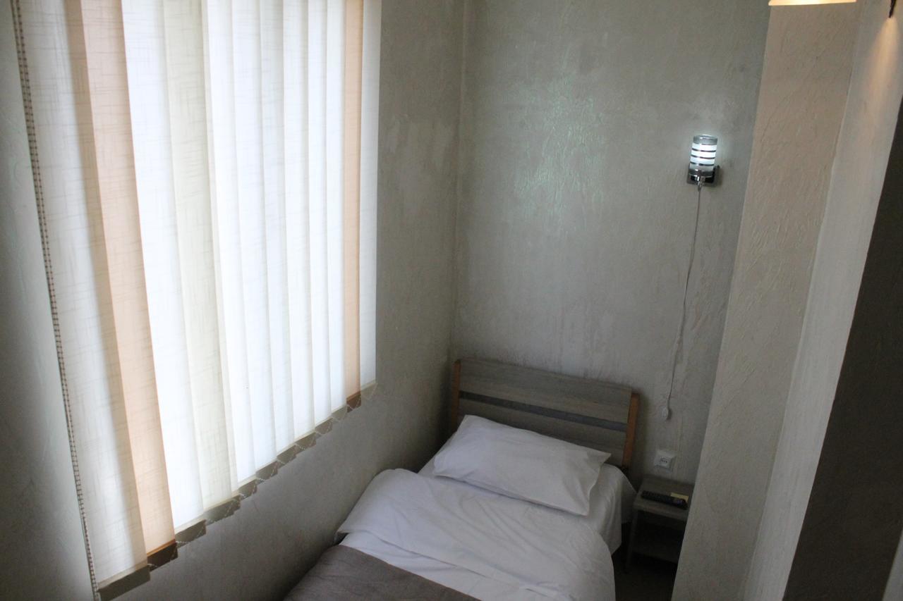 Hotel Lim Batumi Kültér fotó