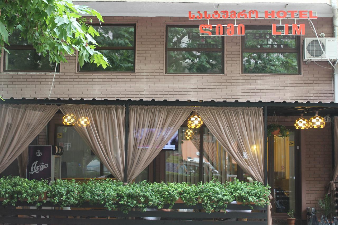 Hotel Lim Batumi Kültér fotó